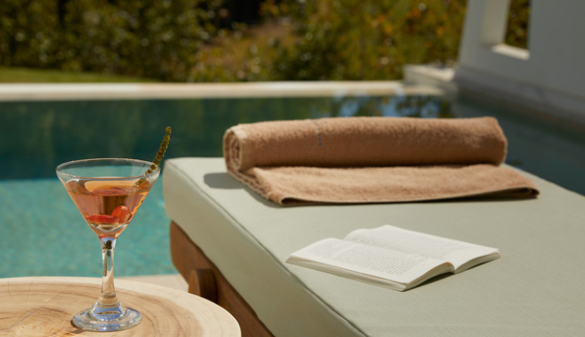 SUPERIOR ROOM WITH PRIVATE POOL